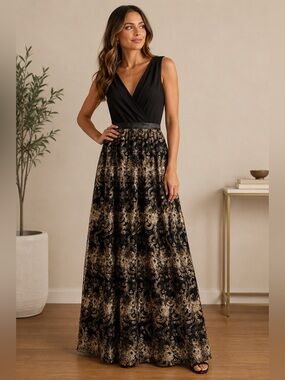 Candela Black & Gold Embroidered Formal Dress Size Small Elegant Evening Party